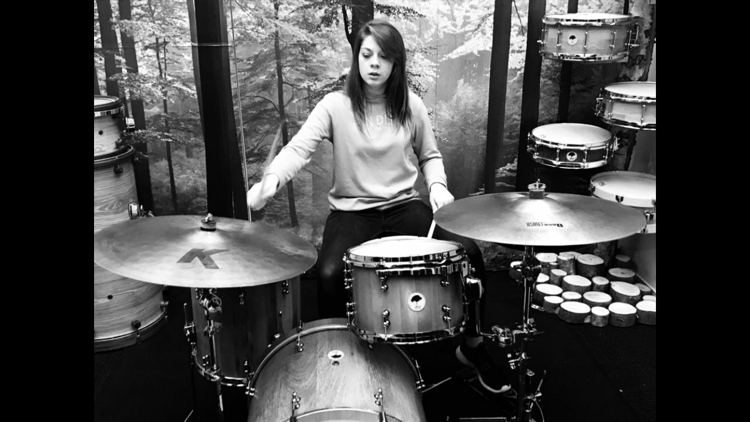 Georgia Inglis - Female Drummer in Northampton